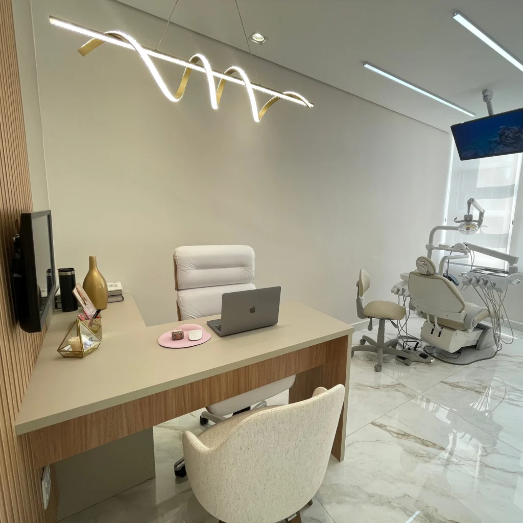 Dra. Alexsandra Silva - Dentista na Bela Vista, São Paulo